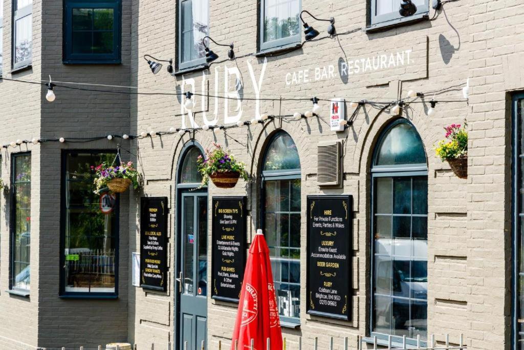 Oyo Ruby Pub & Hotel Okręg wyborczy Hove Zewnętrze zdjęcie